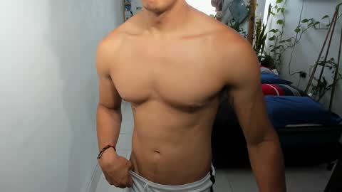 travis bakerr online show from January 2025 05:29:02 PM