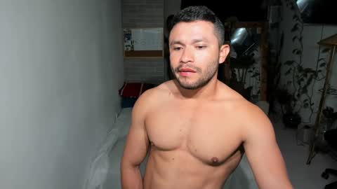 travis bakerr online show from February 2025 11:37:02 PM