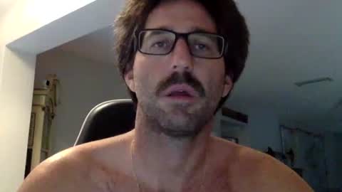 TravisKenn online show from September 2025 11:37:01 AM