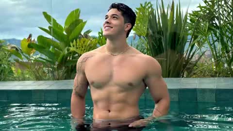 Snapshot of traviss_joplin chatting on March 2025 12:49:01 AM Travis online show from March 2025 12:49:01 AM