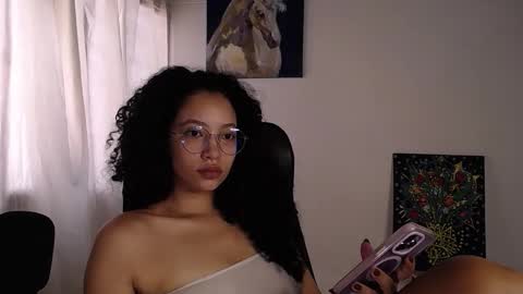 Emily online show from October 2025 03:45:01 PM