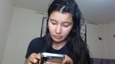 Snapshot of trebol_4 chatting on February 2026 05:44:02 PM trebol_4 online show from February 2026 05:44:02 PM