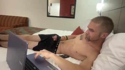 Snapshot of treeburner1 chatting on October 2025 07:45:02 PM TreeBurner1 online show from October 2025 07:45:02 PM