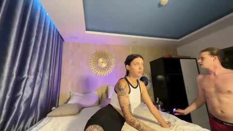 Snapshot of treezyny chatting on February 2025 05:49:02 AM Sarah And Jon online show from February 2025 05:49:02 AM