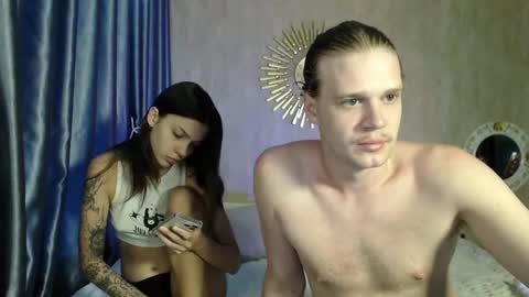 Snapshot of treezyny chatting on February 2025 04:35:02 AM Sarah And Jon online show from February 2025 04:35:02 AM