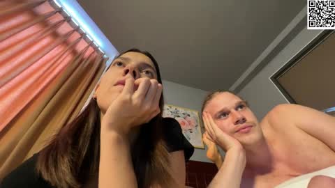 Snapshot of treezyny chatting on February 2025 07:23:02 AM Sarah And Jon online show from February 2025 07:23:02 AM