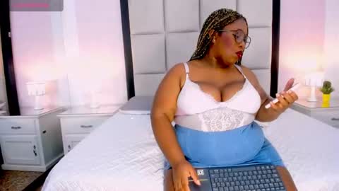 Treisy Vixen big ass online show from June 2026 03:20:02 AM