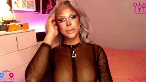 Jade online show from June 2026 02:52:01 PM