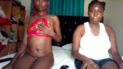 Snapshot of trey_queens chatting on January 2026 09:40:02 PM trey_queens online show from January 2026 09:40:02 PM