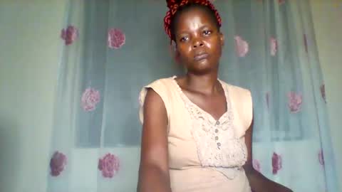 Snapshot of trey_queens chatting on January 2026 10:24:01 PM trey_queens online show from January 2026 10:24:01 PM