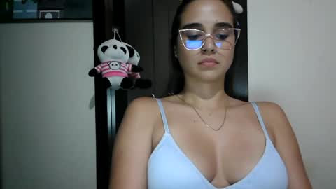 triana_bell online show from July 2026 12:46:01 AM
