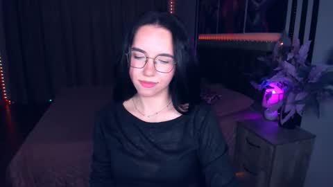TriciaDaisy online show from June 2026 02:45:02 PM