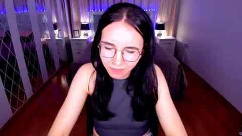 TriciaDaisy online show from June 2026 08:34:01 AM