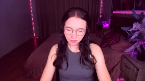 TriciaDaisy online show from June 2026 04:59:02 AM