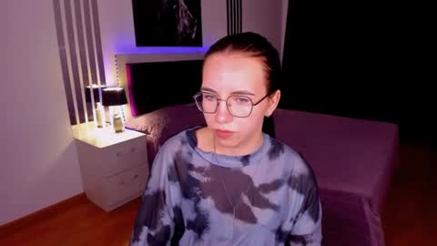 TriciaDaisy online show from June 2026 03:10:02 PM