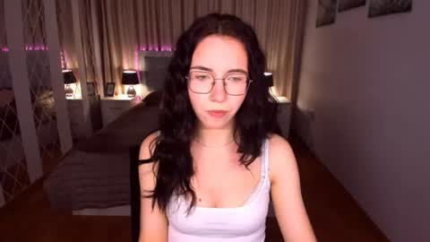 TriciaDaisy online show from July 2026 03:51:02 PM