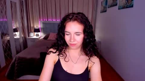 TriciaDaisy online show from July 2026 03:43:01 PM