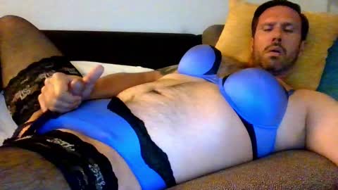 Snapshot of triciawu22 chatting on September 2025 03:06:02 AM triciawu22 online show from September 2025 03:06:02 AM