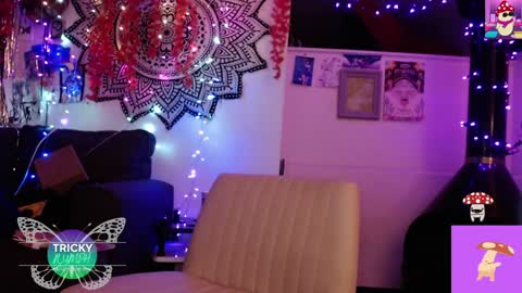 Snapshot of tricky_nymph chatting on October 2025 07:27:01 AM Cassie online show from October 2025 07:27:01 AM