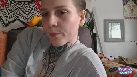 Snapshot of tricky_nymph chatting on November 2025 09:36:01 PM Cassie online show from November 2025 09:36:01 PM