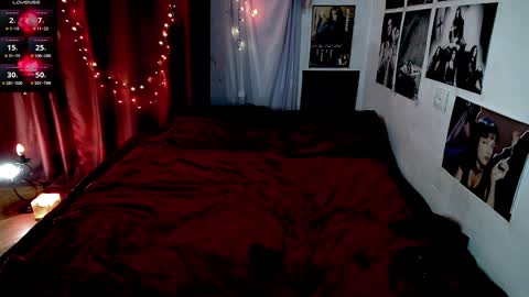 Vicky online show from January 2025 02:19:01 AM