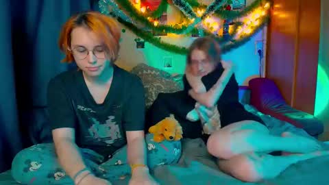 trickykitsune online show from January 2026 06:55:02 PM