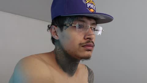 - trieone online show from December 2024 01:46:01 PM