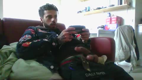 triestjoe online show from April 2026 07:24:02 AM