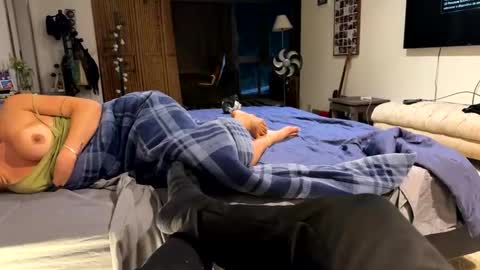 Snapshot of trigood chatting on October 2025 10:43:02 PM trigood online show from October 2025 10:43:02 PM