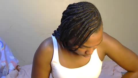 trina_z online show from July 2026 07:33:02 PM