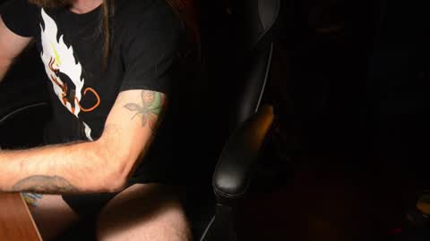 Snapshot of tripstocum chatting on October 2025 12:16:01 AM FluideAmer online show from October 2025 12:16:01 AM