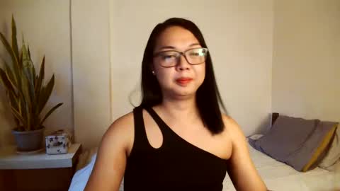 Snapshot of trishakera chatting on January 2025 02:09:01 AM trisha online show from January 2025 02:09:01 AM