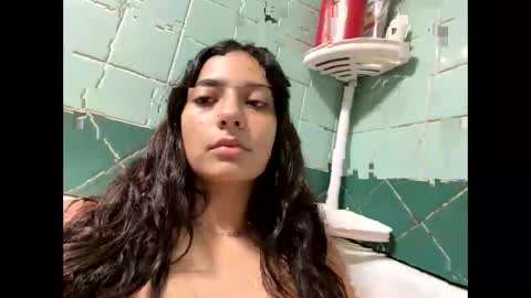 tristianmarie online show from June 2026 02:00:01 AM