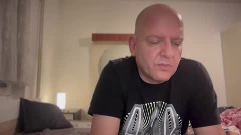 Snapshot of tritonspace chatting on September 2025 01:17:01 AM Triton online show from September 2025 01:17:01 AM