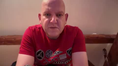 Snapshot of tritonspace chatting on October 2025 05:05:02 AM Triton online show from October 2025 05:05:02 AM