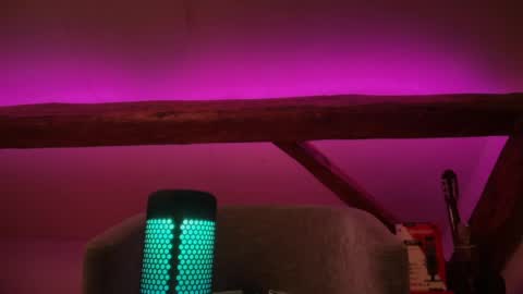 Triton online show from April 2026 03:42:01 AM