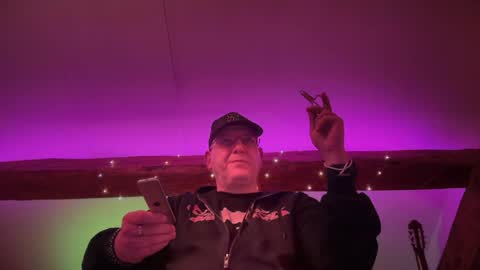 Triton online show from April 2026 10:33:01 PM