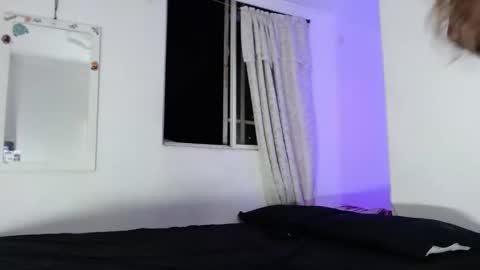 Snapshot of trix_fiore_oficial chatting on December 2024 12:51:02 AM Trix online show from December 2024 12:51:02 AM