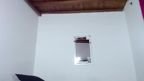 Snapshot of trix_fiore_oficial chatting on February 2025 11:14:02 PM Trix online show from February 2025 11:14:02 PM