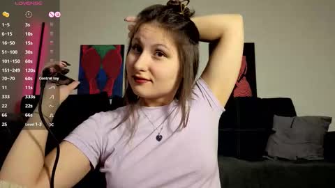 trixibell online show from December 2025 04:52:01 AM