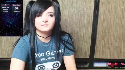 Snapshot of trixiedoescamcam chatting on January 2025 01:27:01 AM trixiedoescamcam online show from January 2025 01:27:01 AM