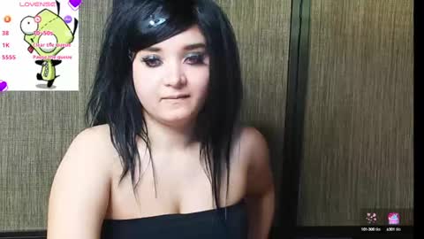 Snapshot of trixiedoescamcam chatting on February 2025 10:33:01 PM trixiedoescamcam online show from February 2025 10:33:01 PM