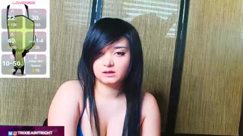 Snapshot of trixiedoescamcam chatting on September 2025 04:21:02 PM trixiedoescamcam online show from September 2025 04:21:02 PM