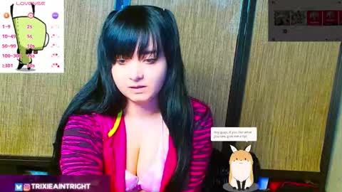 Snapshot of trixiedoescamcam chatting on October 2025 09:48:02 PM trixiedoescamcam online show from October 2025 09:48:02 PM