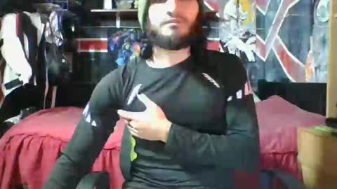 Andrew online show from November 2025 09:47:01 PM