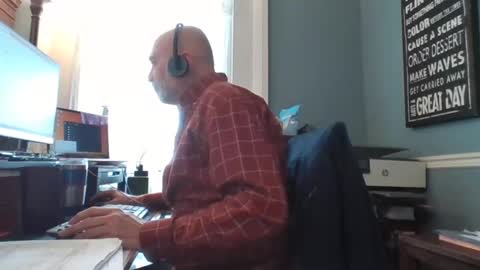 Snapshot of trodgers136 chatting on February 2025 04:04:02 PM TRodgers online show from February 2025 04:04:02 PM