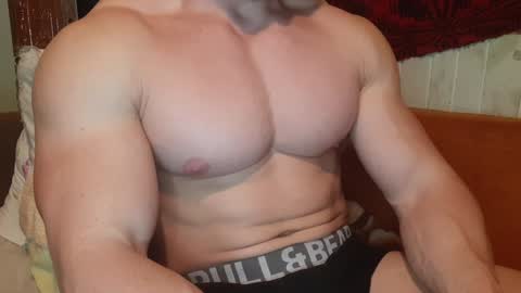 Troncq online show from February 2025 05:16:01 PM