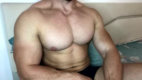 Troncq online show from October 2025 01:07:01 PM