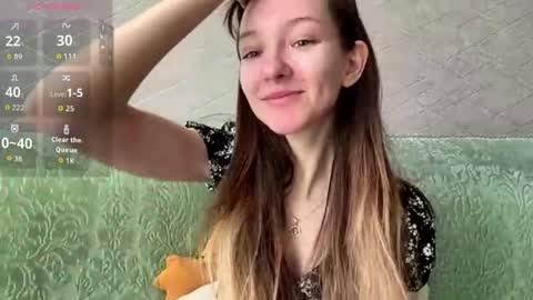 Hello Viola here   Help me to make 50 thumbs up 333 online show from March 2026 08:07:01 AM