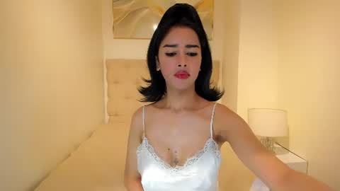 Snapshot of trulyworthit_mistress chatting on July 2026 12:02:02 AM Megan online show from July 2026 12:02:02 AM